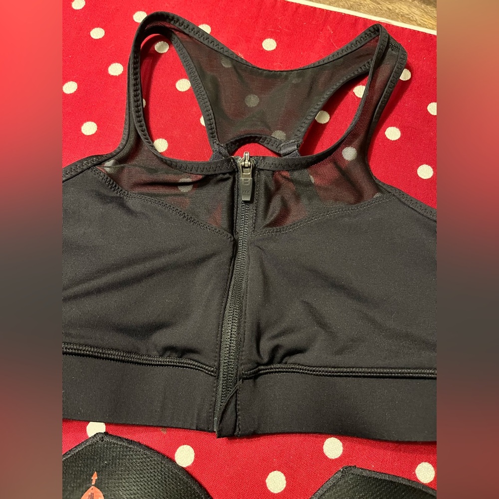 Handful-The Closer Bra Booya Black Women’s M High Impact Exercise Support Bra